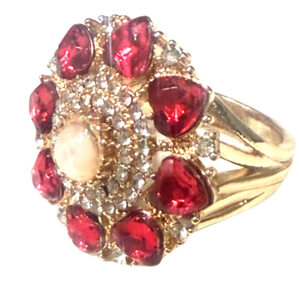 NWT Red Heart Statement Ring Size 7 Gold Tone Opal Center CZ Sparkle Bold Cockta